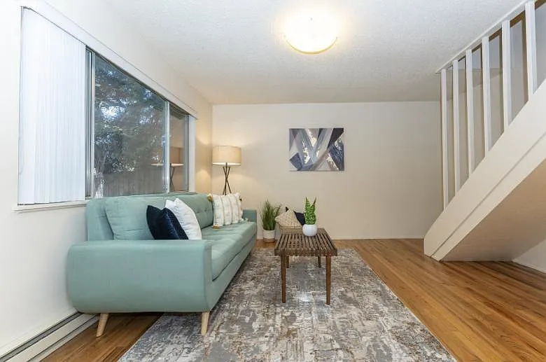 2522 SE 29th Ave — Photo 3
