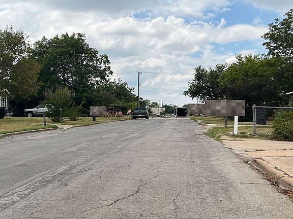 5th image of 2507 SW Cornell Ave
