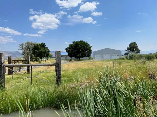 19431 New Idaho Rd, Lakeview, OR 97630