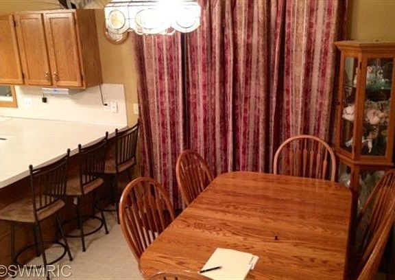 4th image of 3736 Haymeadow Ave