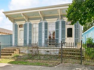 4518 Laurel St, New Orleans, LA 70115