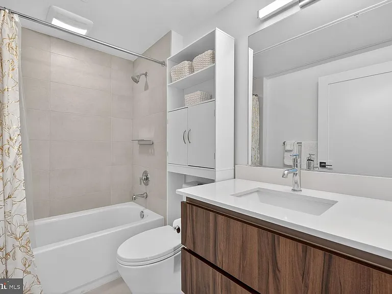 37 L St SE #802 — Photo 13
