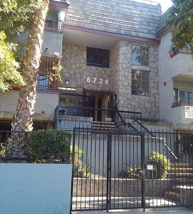 1st image of 6726 Woodley Ave APT 105