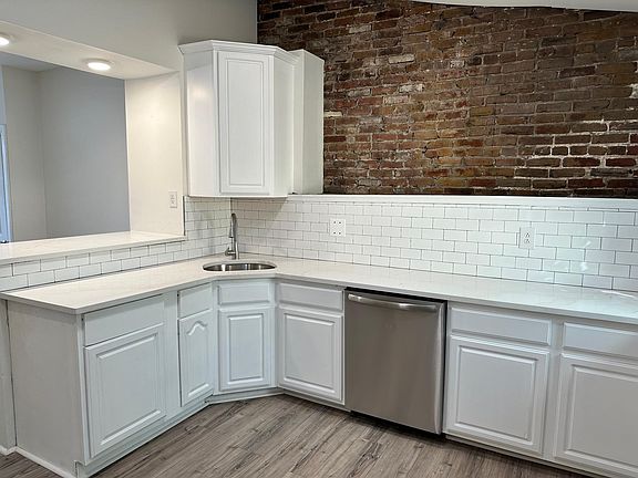 4th image of 125 Pensdale St
