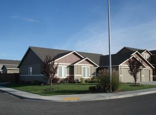 409 S Roosevelt St, Kennewick, WA 99336