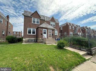 1805 Benson St, Philadelphia, PA 19152
