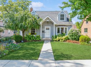 5540 Webster St, Downers Grove, IL 60516