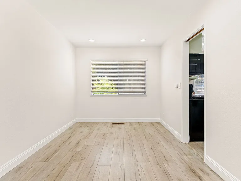 36711 Nichols Ave — Photo 12