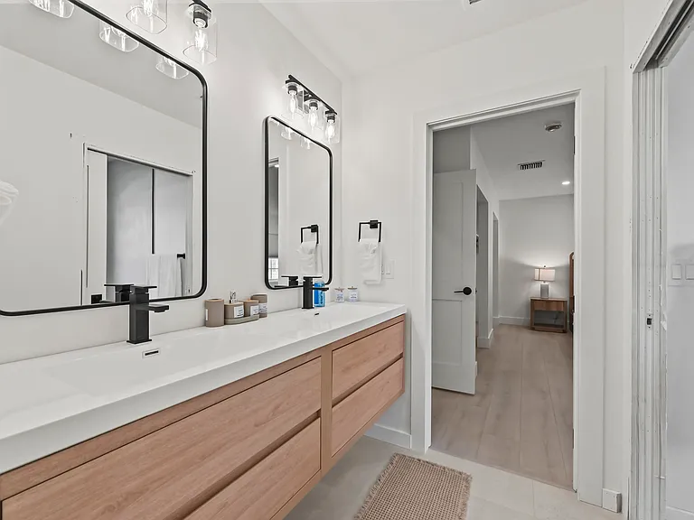 3400 Parker Ave — Photo 25