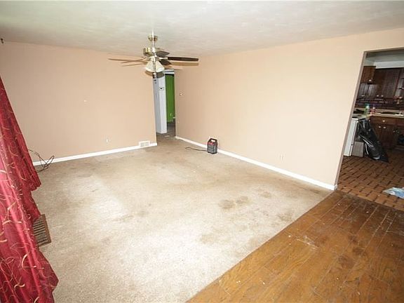 4th image of 6238 Schafer Dr