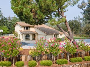 15726 Prospect Dr, Redding, CA 96001