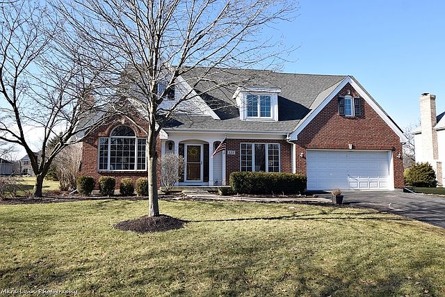 1st image of 123 N Dixon Dr