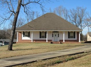 860 Highway 7 N, Grenada, MS 38901