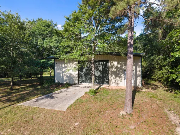 200 Spring Ridge Rd, Coldspring, TX 77331