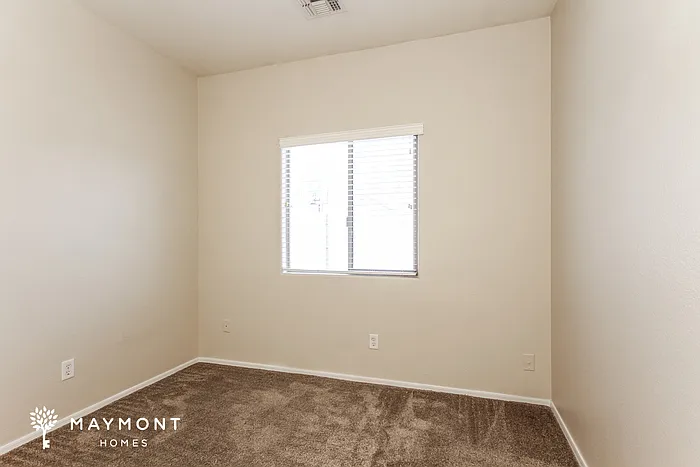 13932 N 146th Ct — Photo 8