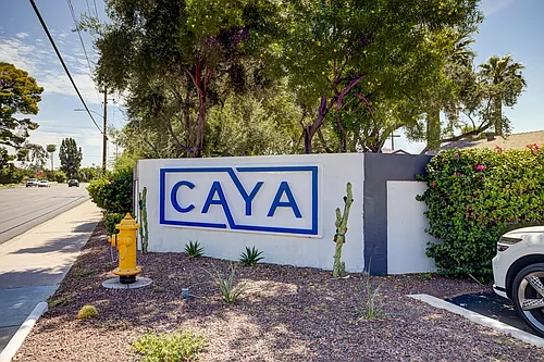Caya Photo 1