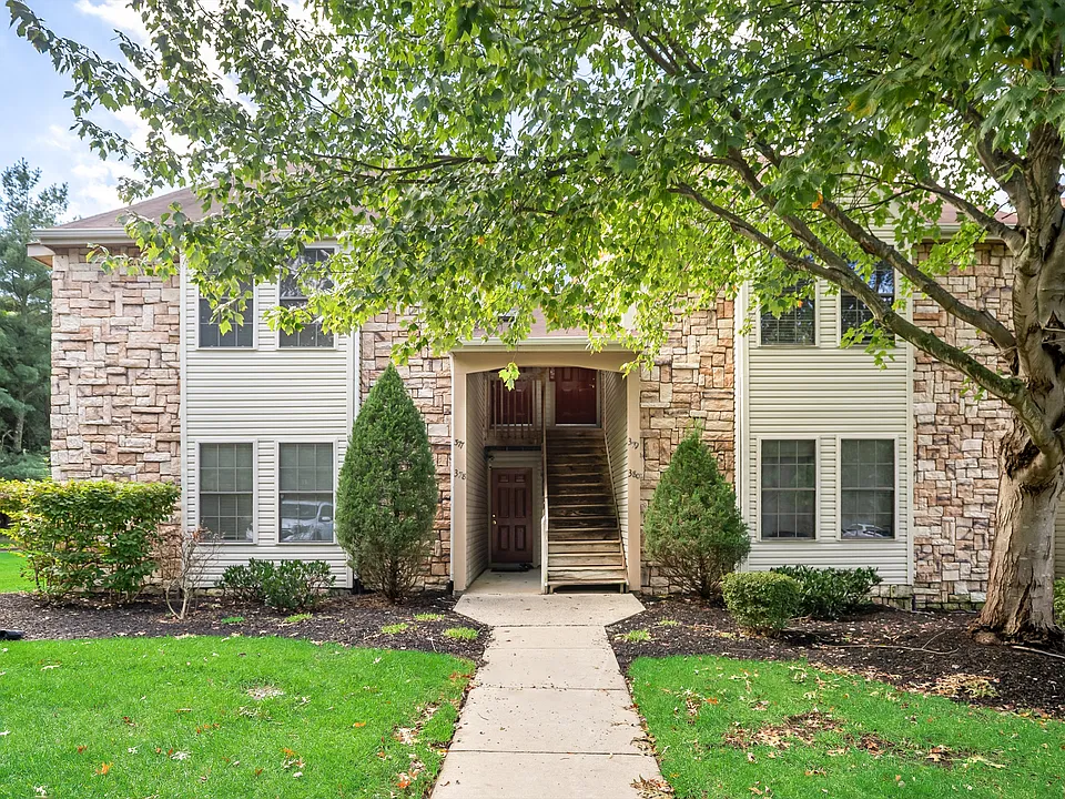 377 Tavistock #1