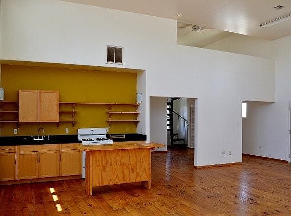 5th image of 1135 N Campo St