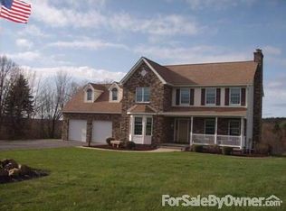 160 E Brewster Rd, Butler, PA 16001