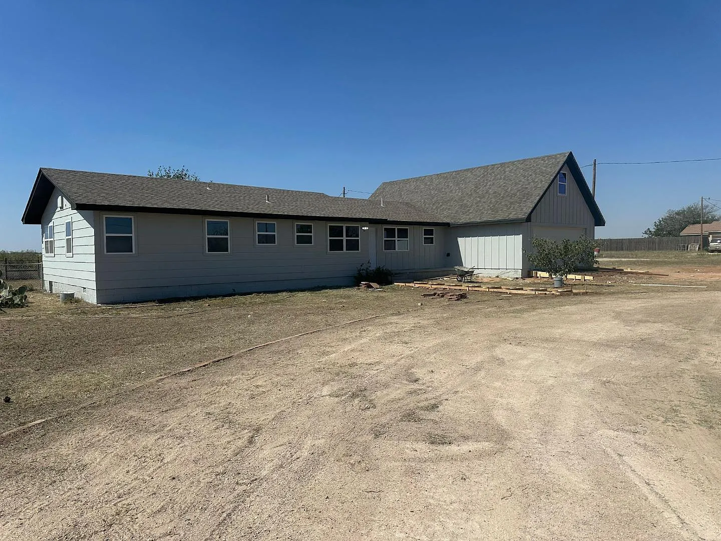 1411 N County Rd W 1110 — Photo 2