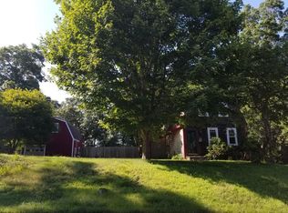 109 Rock Odundee Rd, Dartmouth, MA 02748