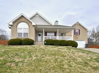 854 Boxwood Ct, Clarksville, TN 37043