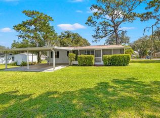 5651 5th St, Zephyrhills, FL 33542