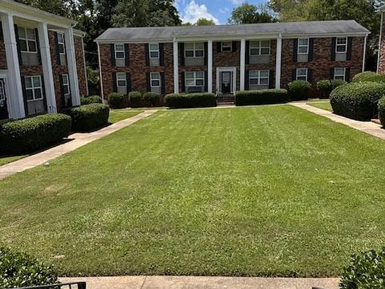 130 Tucker Rd — Photo 2