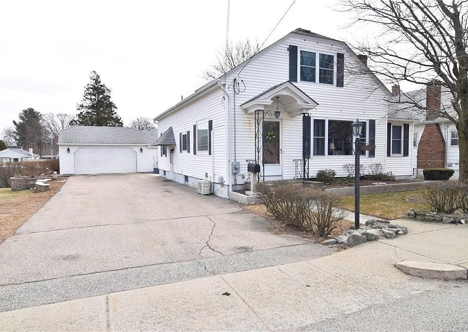 1st image of 629 Fruit Hill Ave