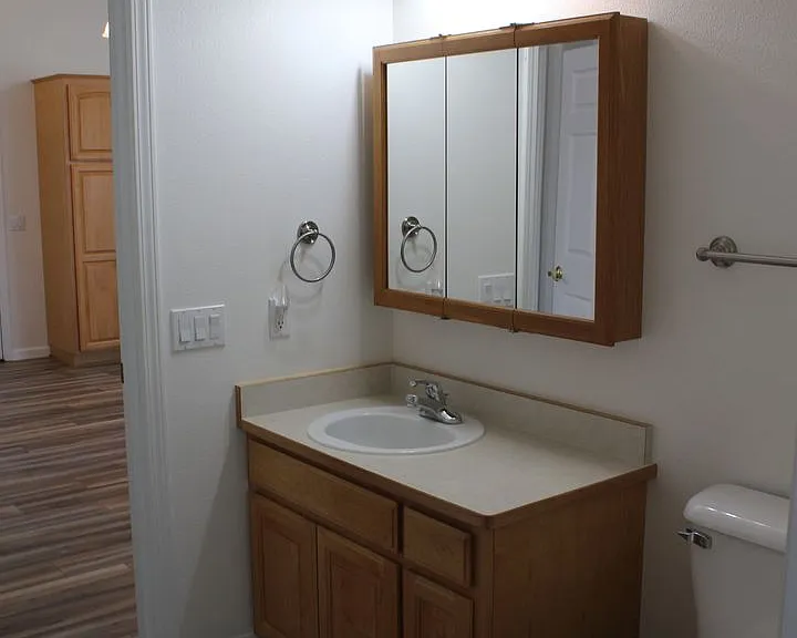 2060 Hubbard Ln — Photo 15