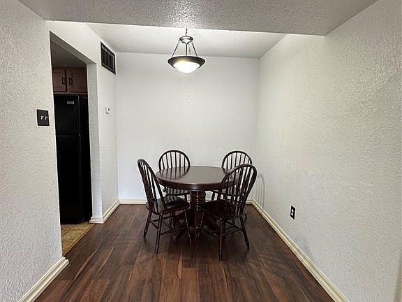 3rd image of 8100 Creekbend Dr APT 156