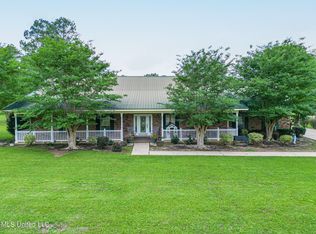 17979 Fairway View Dr, Biloxi, MS 39532