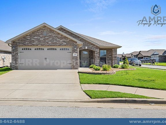 2nd image of 5509 W 34th Pl