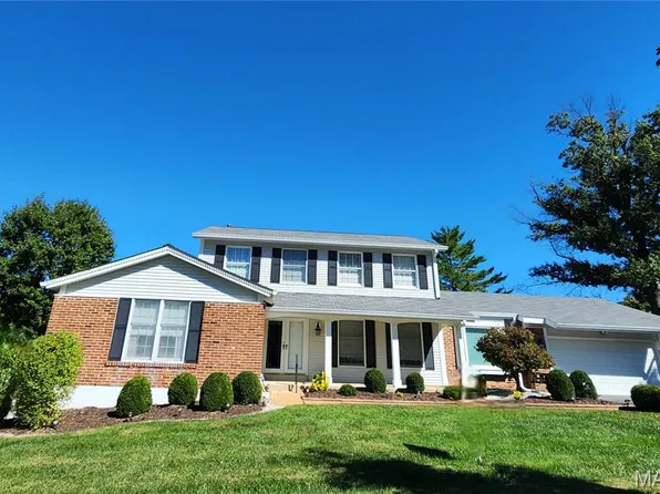 1922 Buckington Dr, Chesterfield, MO 63017
