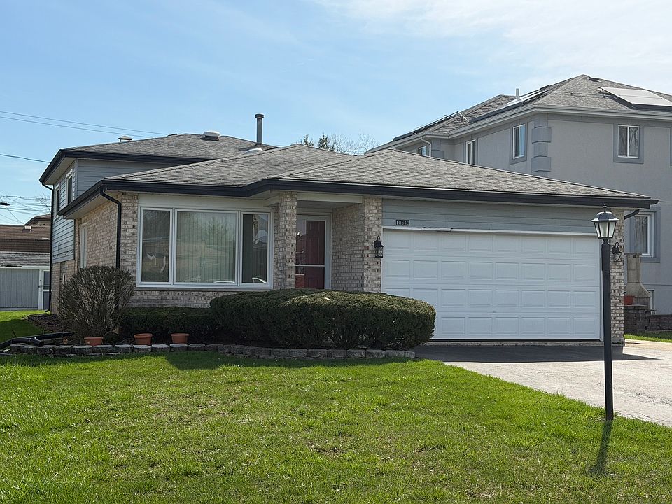 2nd image of 10543 S 82nd Ct