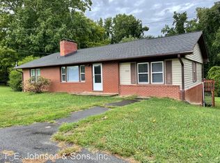 5611 Bethania Rd, Pfafftown, NC 27040