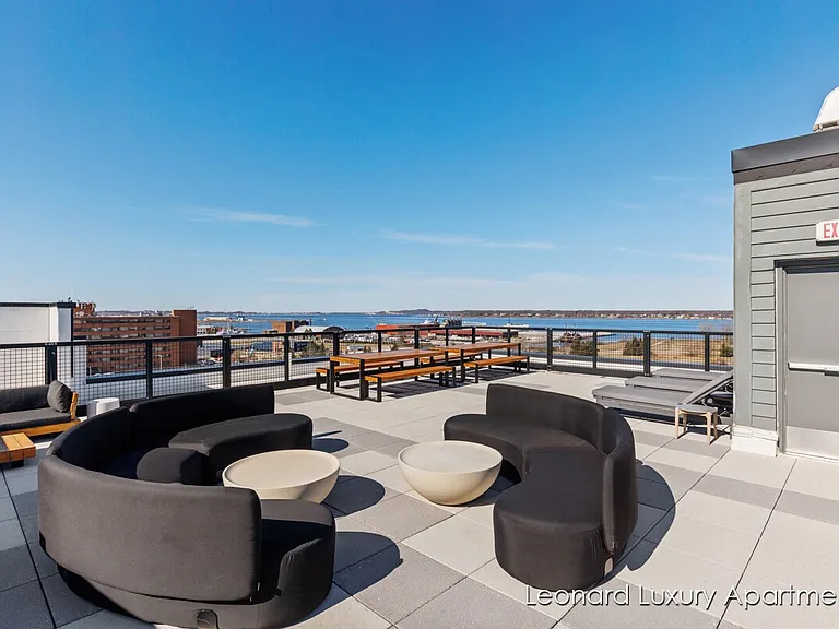 The Leonard Luxury Apartments — Photo 60