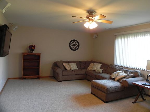 5th image of 750 Bluestone Bay Dr