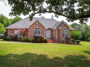 351 Channel Cir, Russellville, AR 72802