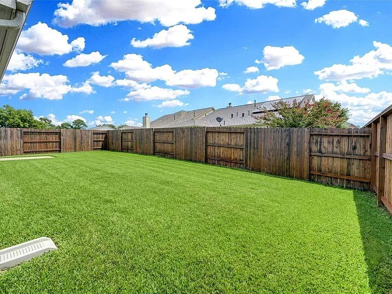 16702 Grovetrail Ln — Photo 42