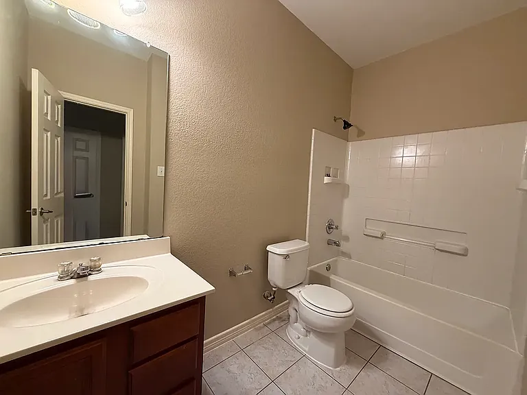 2620 Leisure Ln — Photo 14