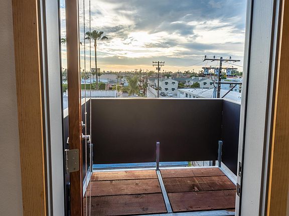 4th image of 3593 Adams Ave #13