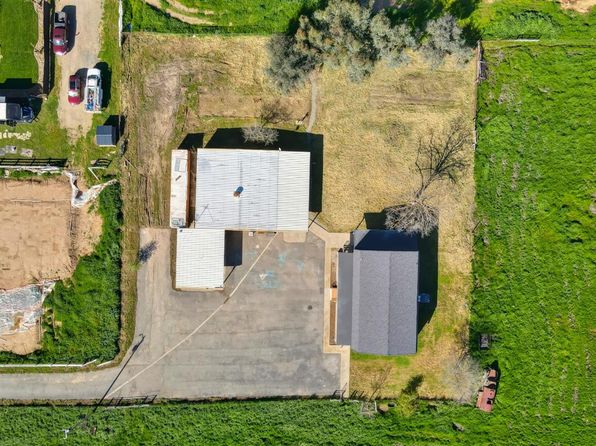 11855 Eagle Bay Rd, Acampo, CA 95220