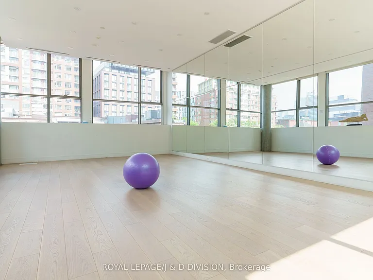 390 Cherry St #3105 — Photo 32