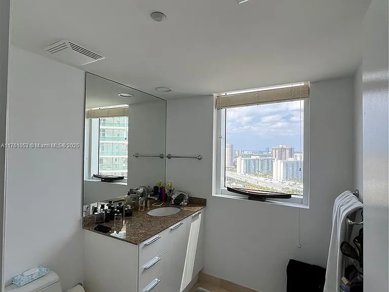 18911 Collins Ave #2607 — Photo 20