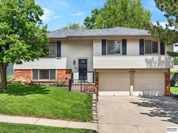 13708 Frederick Ave, Omaha, NE 68138