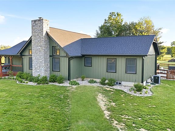 5th image of 9267 Kunker Rd