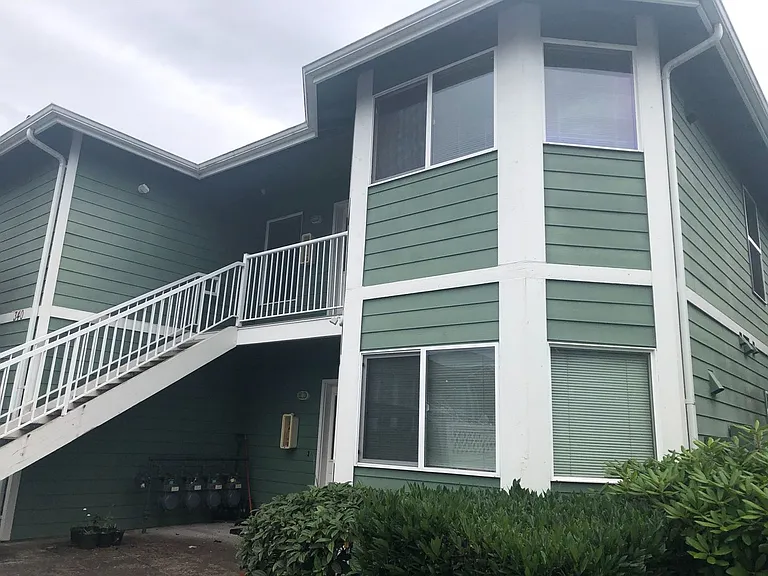 338 E Bellis Fair Pkwy #201 — Photo 2