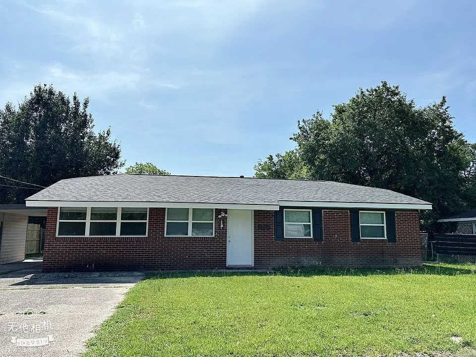 3324 Young Forest Dr