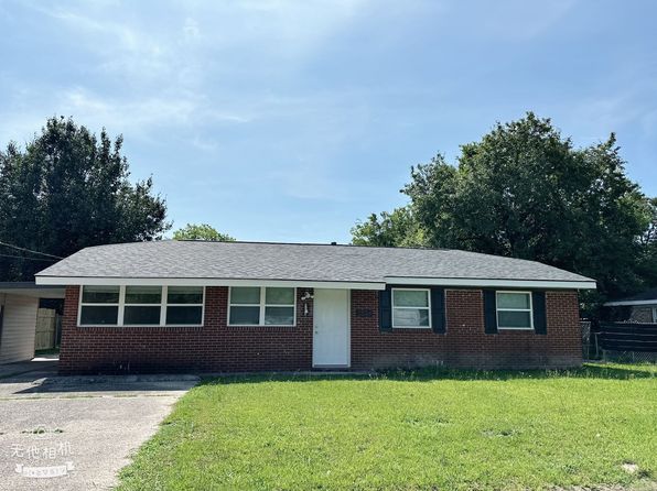 3324 Young Forest Dr